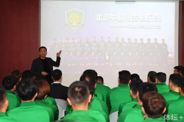 sm撅高狠打屁股调教bl影帝
